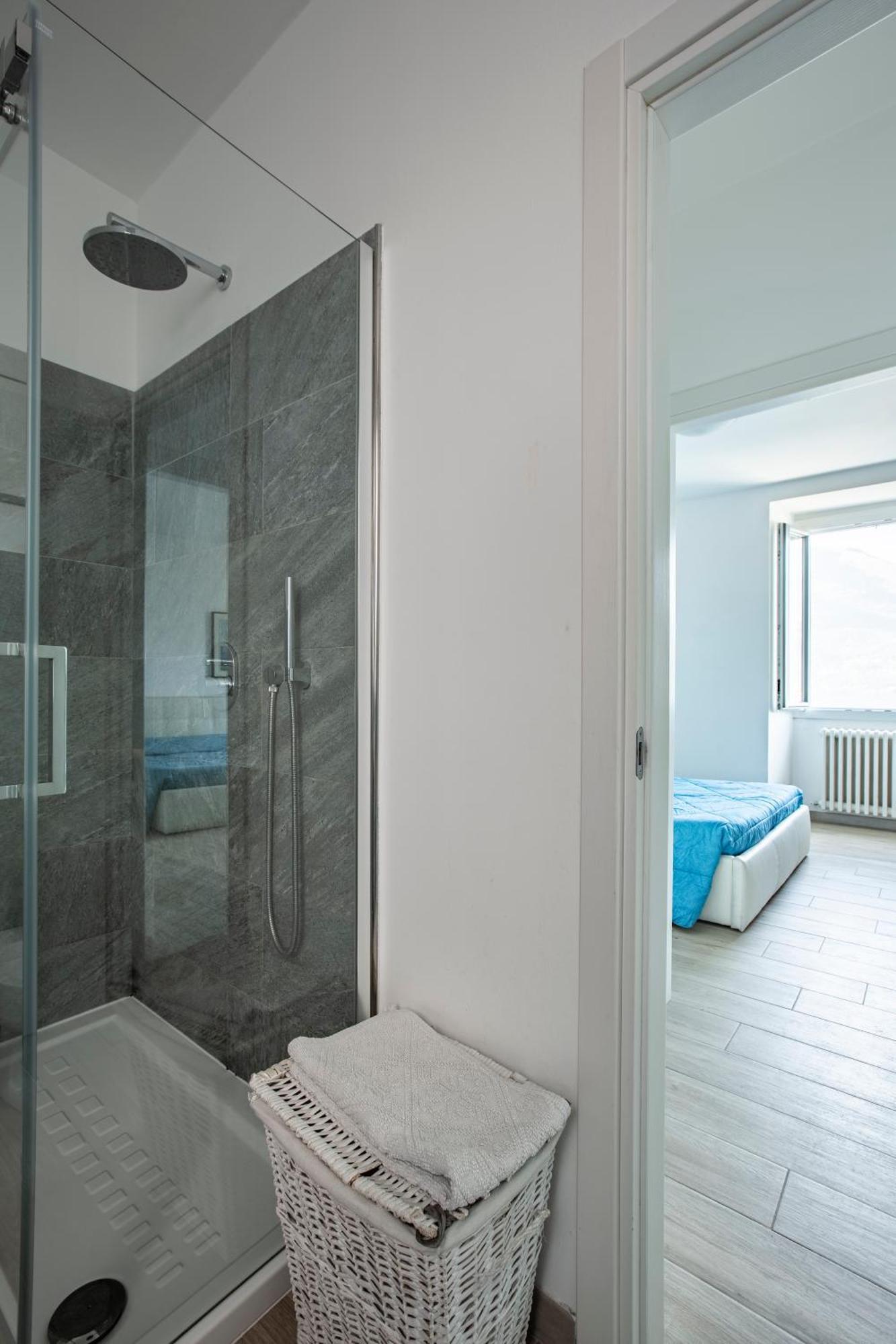 Apartment Laghee Беллано Екстер'єр фото